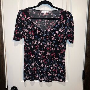 Catherine Malandrino Black V-Neck Floral Short Sleeve Top